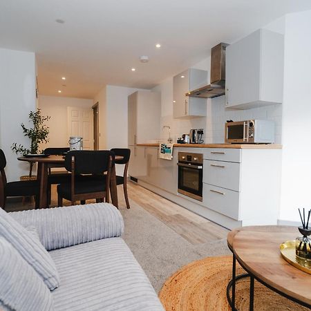 George House Modern Apartments By Vichy Kingston upon Hull Ngoại thất bức ảnh