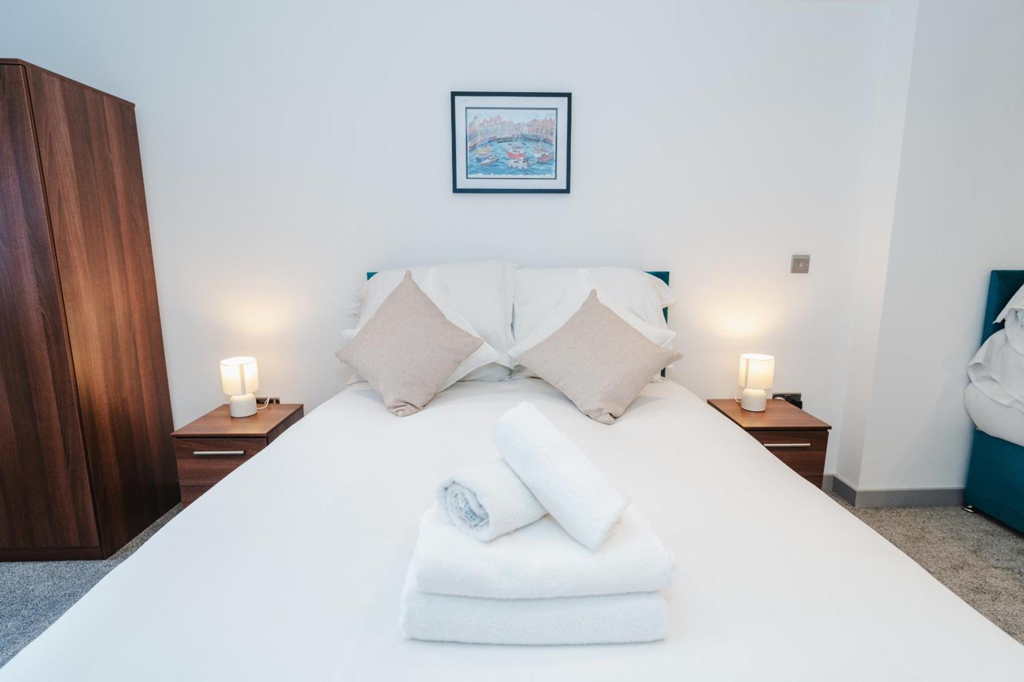 George House Modern Apartments By Vichy Kingston upon Hull Ngoại thất bức ảnh